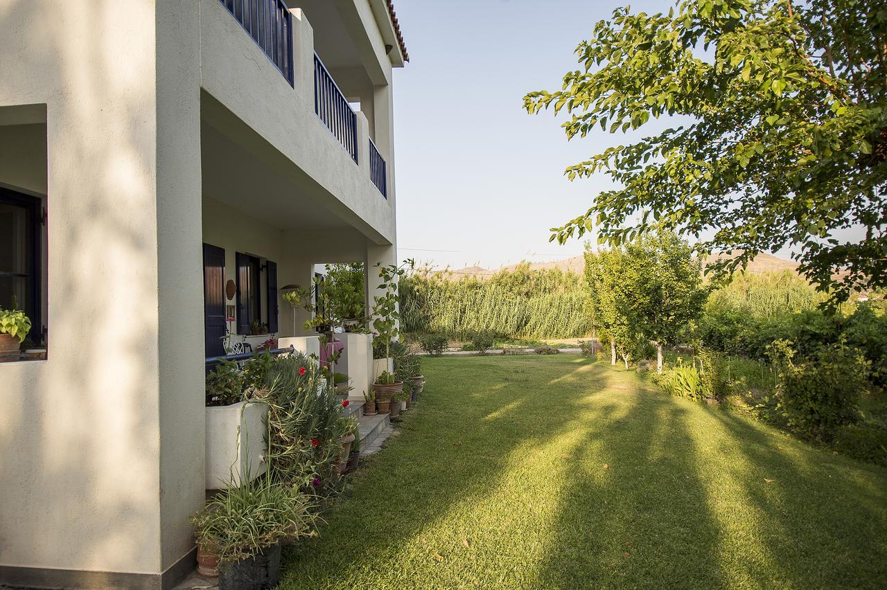 Eressos Ilios Apartments Skala Eresou Exterior foto